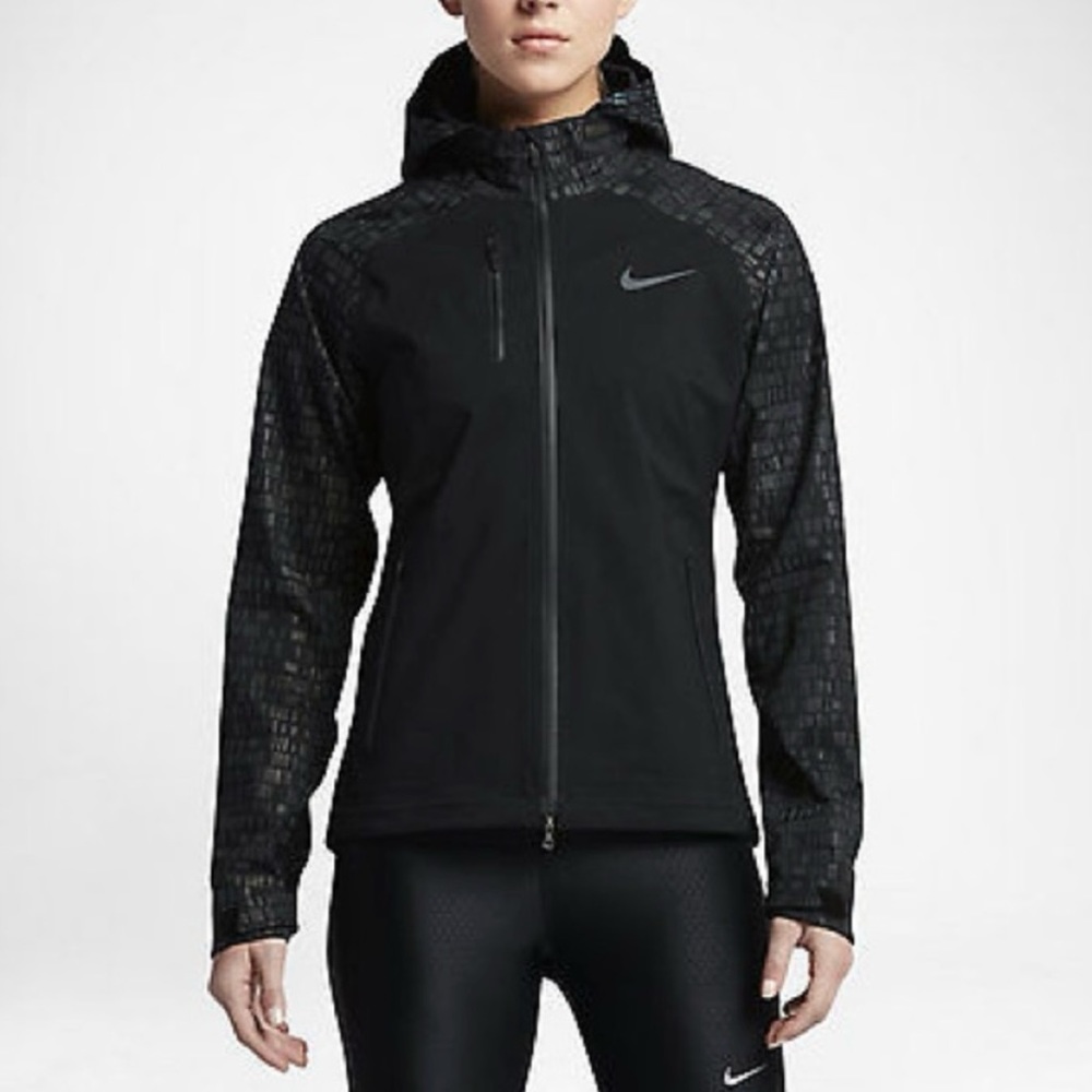 Nike - Picture 6 of 7